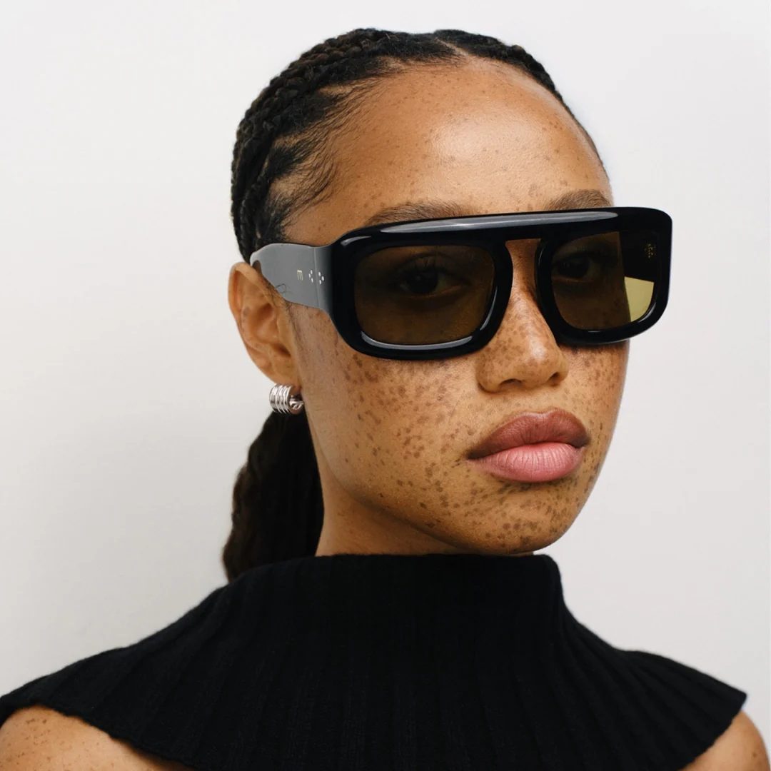 Aries in Gloss Black Olive Green Lens - Image 3