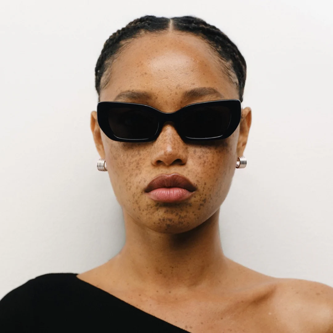 Cookie in Gloss Black - Image 3