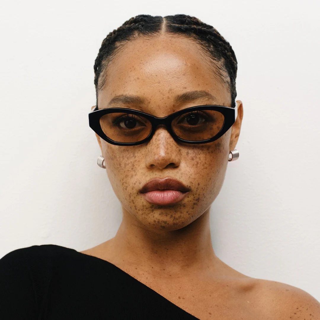 Dani in Gloss Black Brown Lens - Image 3