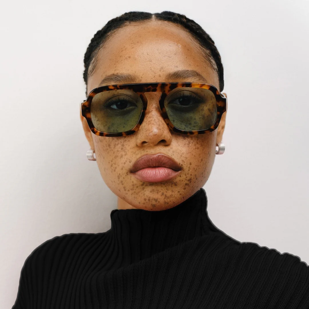 Jane in Brown Tortoise - Image 3